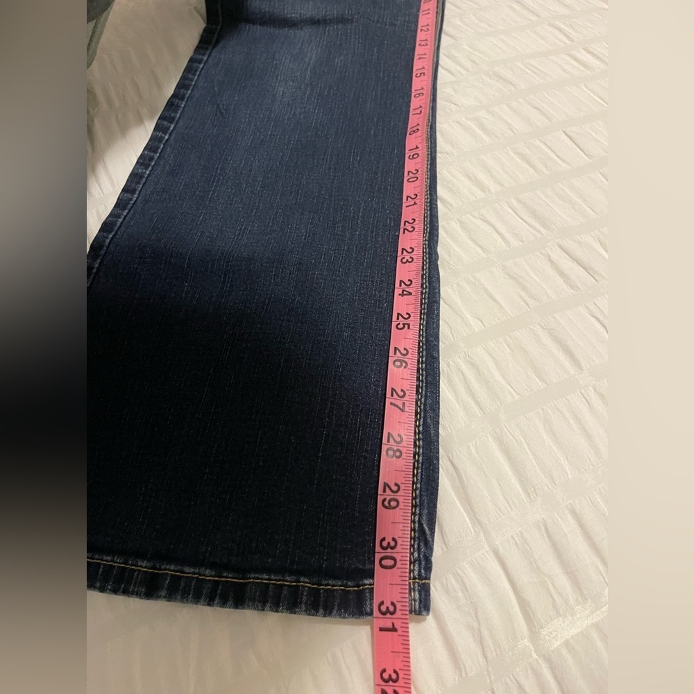 Levi’s Women’s Jeans Size 8 M - Picture 5 of 5